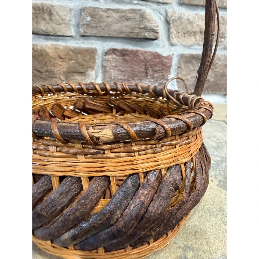 Rustic Handwoven Grapevine and Wicker Basket with‎ Natural Branch Handle Brown